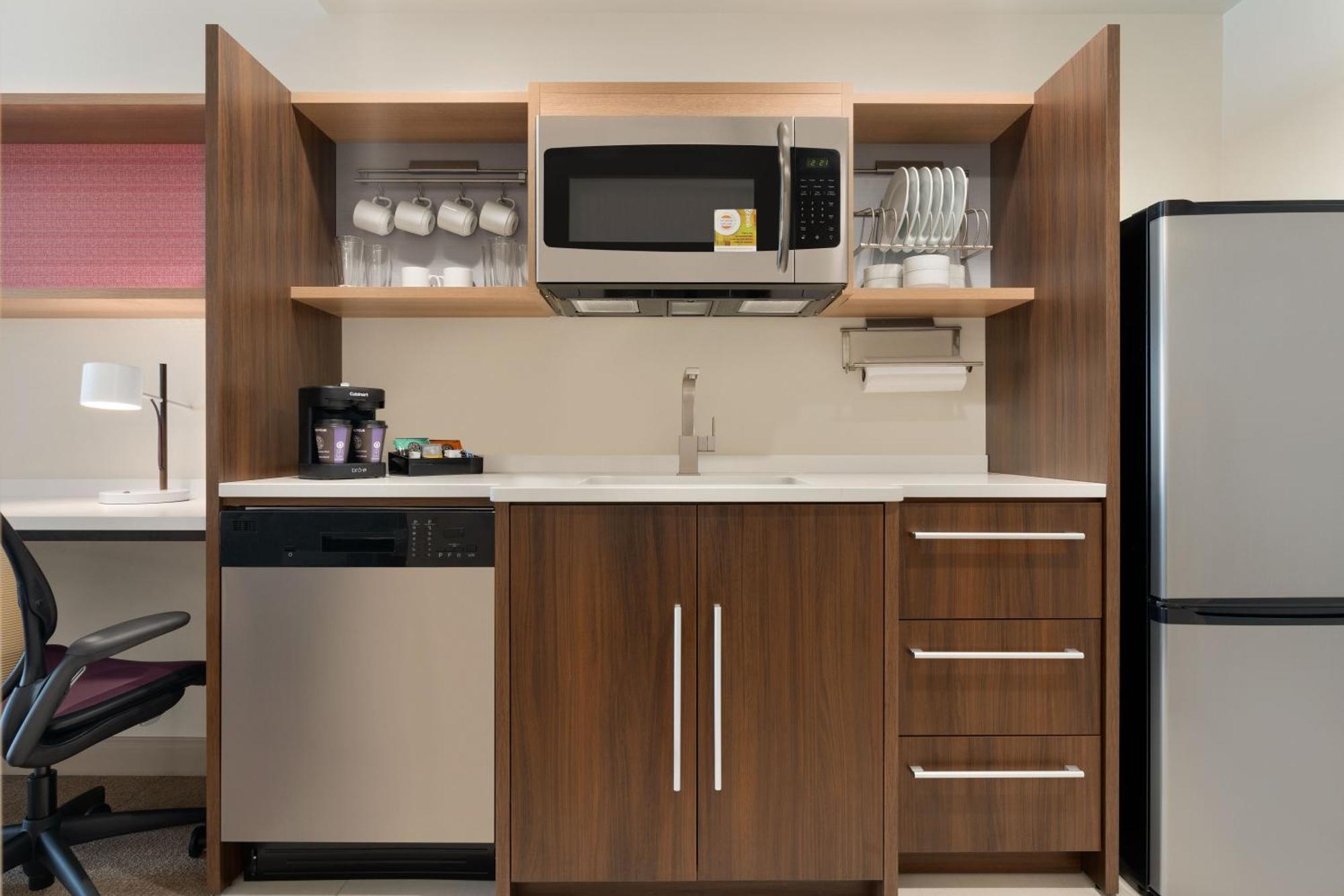 Home2 Suites By Hilton Newark Airport Exterior foto